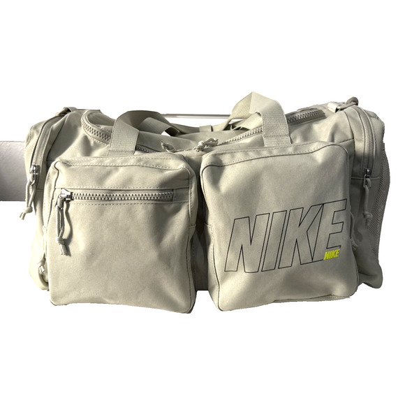 Nike Utility Power Graphic Training Duffel Bag DO6612-230 31L Stone - Picture 1 of 14